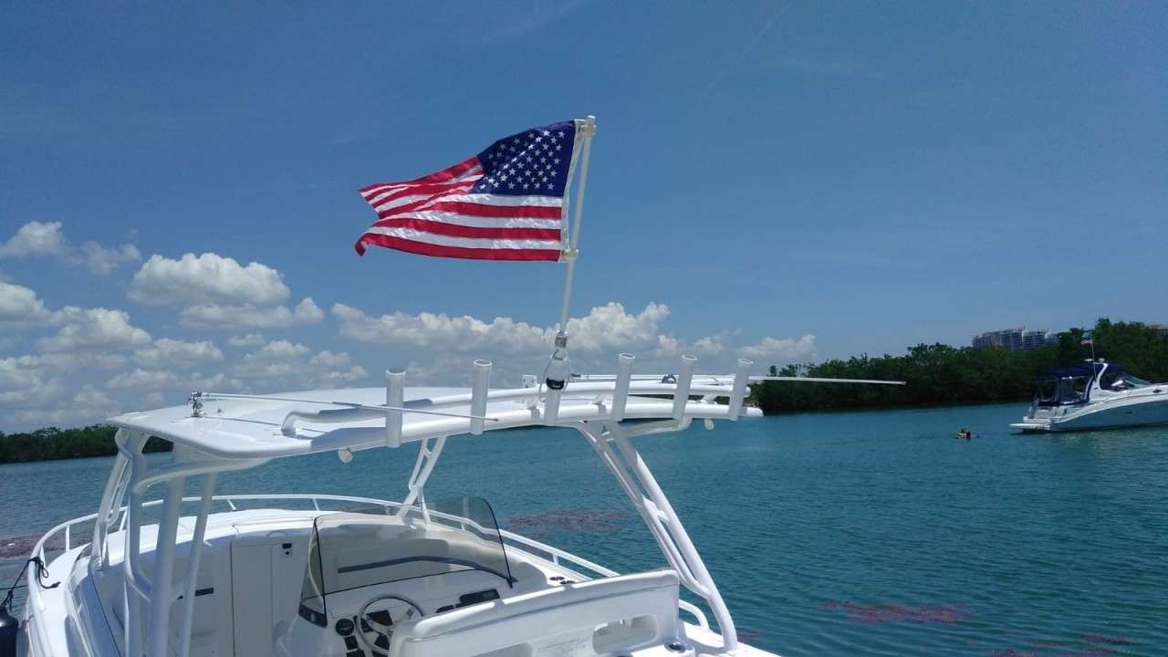 Boat Rod Holder Flag Flyer with US Flag