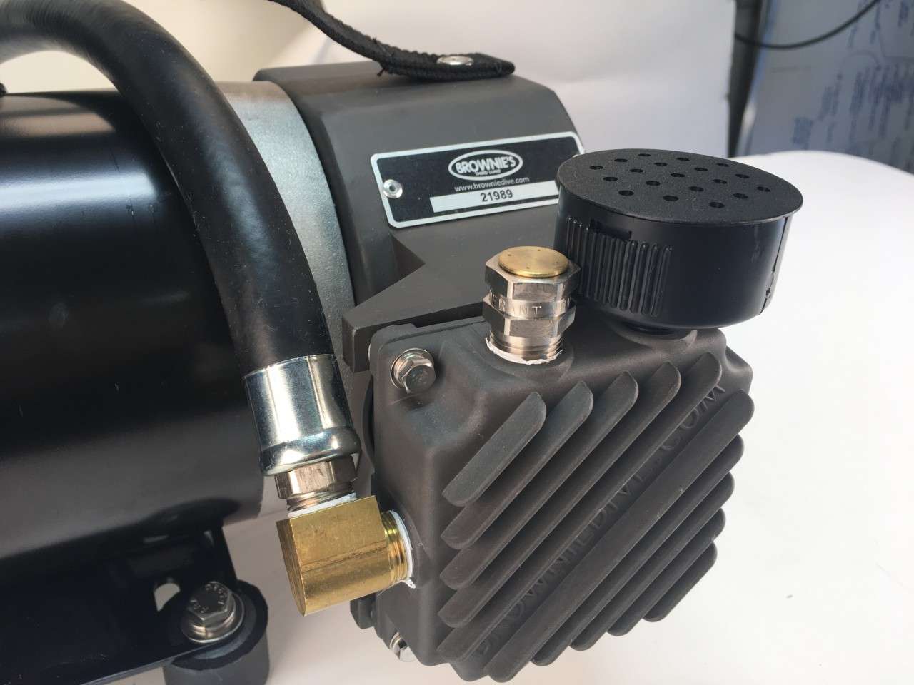 Brownie's E150A Economy Grab-N-Go Electric Compressor System