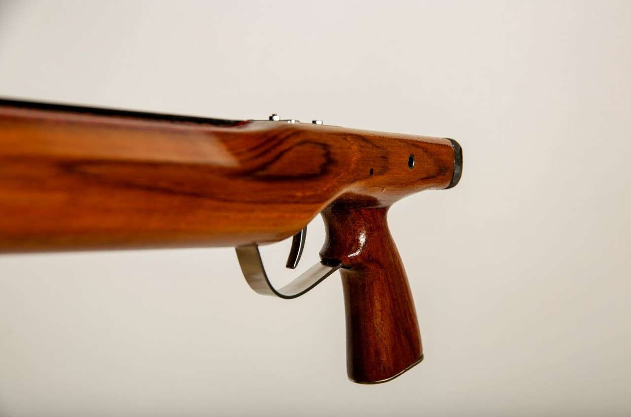 Teak Sea Azimuth T8 Rear-Handle Wood Speargun