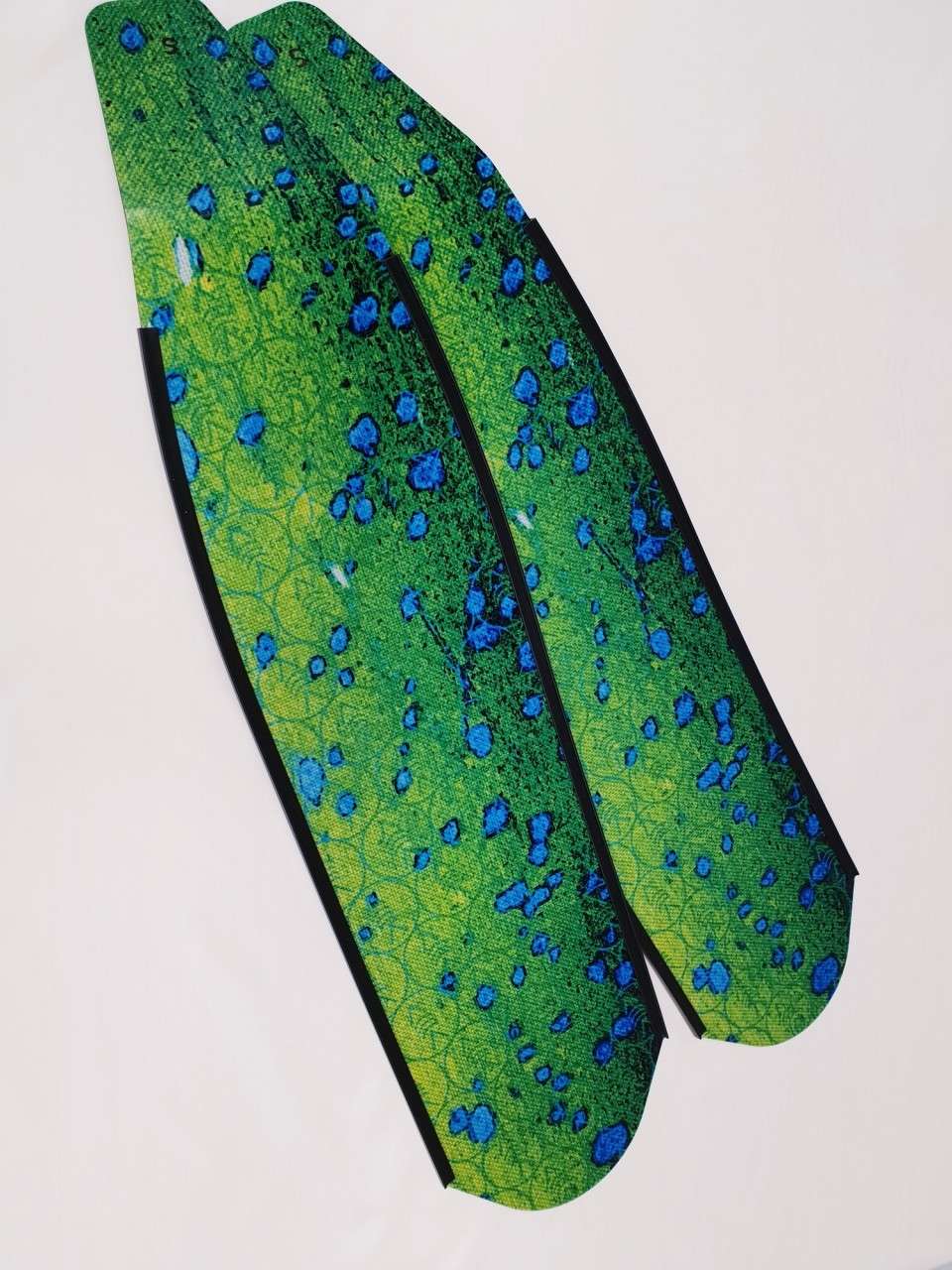 DiveR Dorado Carbon Fiber Fin Blades
