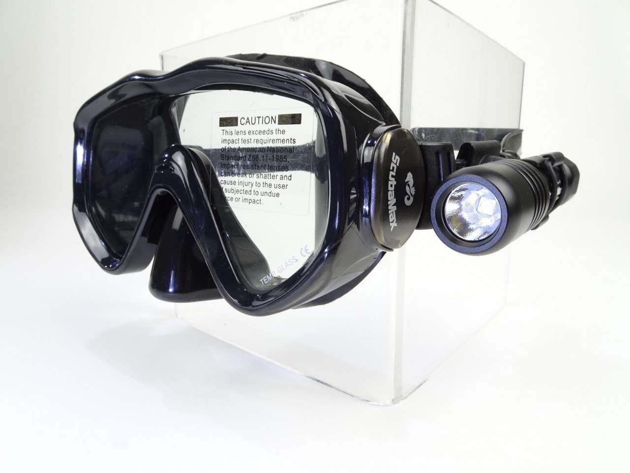 ScubaMax Dive Light and Keeper
